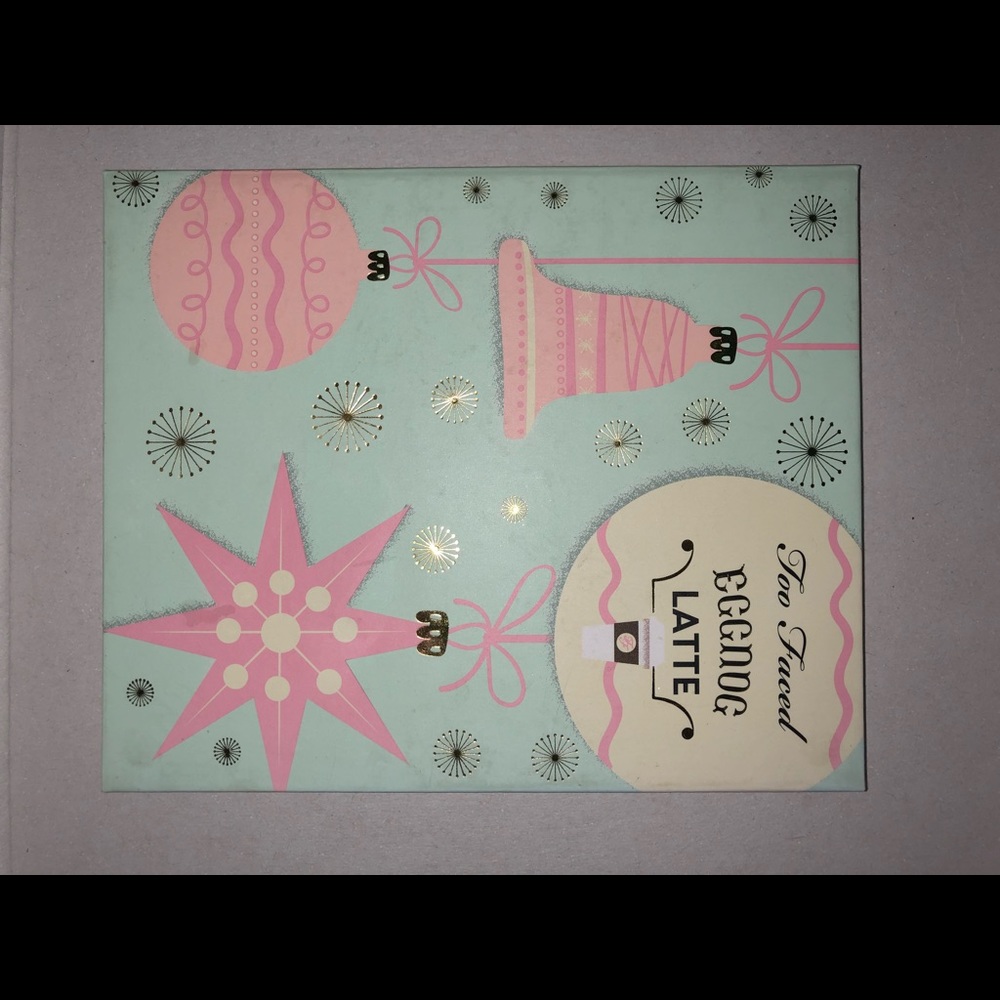 too faced eggnog latte palette